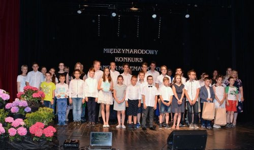 Kliknij aby obejrzec w pelnym rozmiarze 